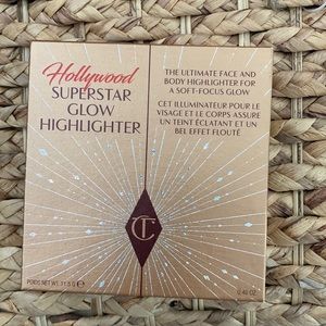 Hollywood superstar glow highlighter